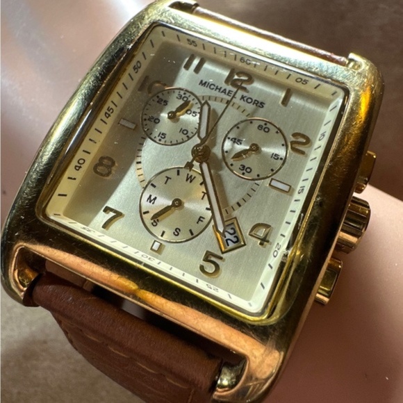 Michael Kors Women's Leather Wrap Watch - EUC - Authentic - Picture 3 of 6